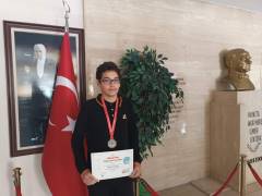 Evrensel Kolej